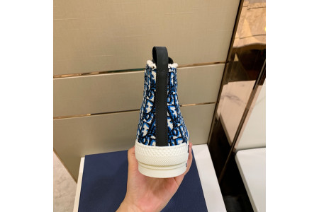 DR B23 Sneakers - Image 4