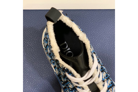 DR B23 Sneakers - Image 5