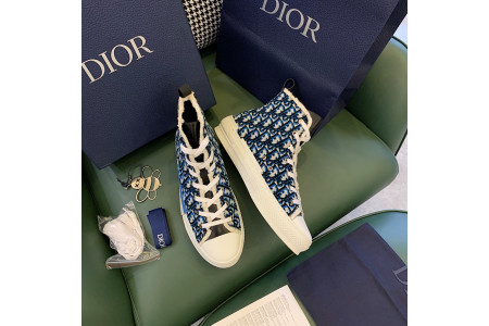 DR B23 Sneakers - Image 7