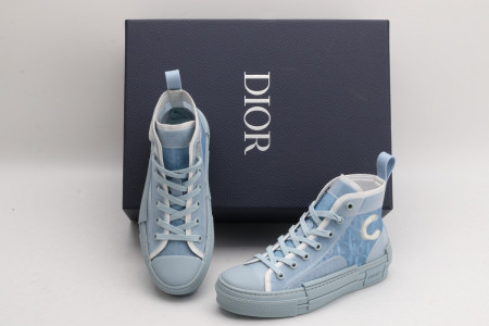 DR B23 Sneakers - Image 9