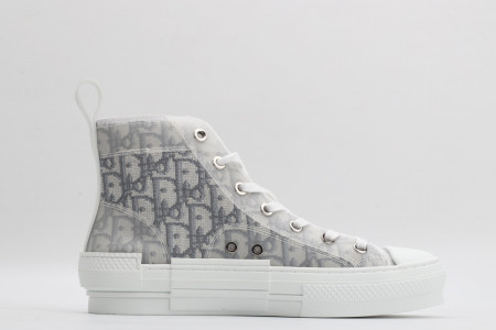 DR B23 Sneakers - Image 2