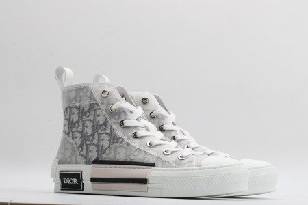 DR B23 Sneakers - Image 4