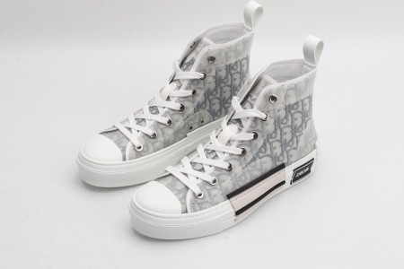 DR B23 Sneakers - Image 6
