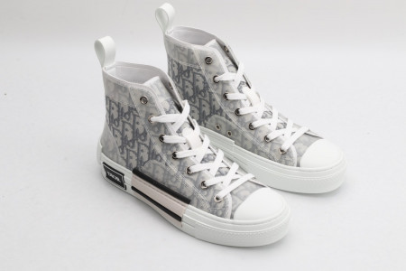 DR B23 Sneakers - Image 7