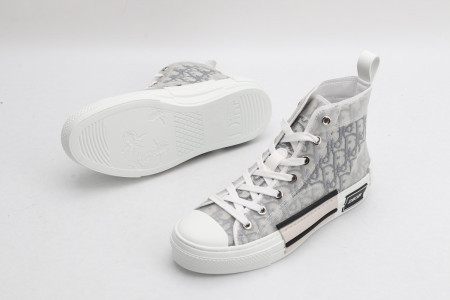 DR B23 Sneakers - Image 8
