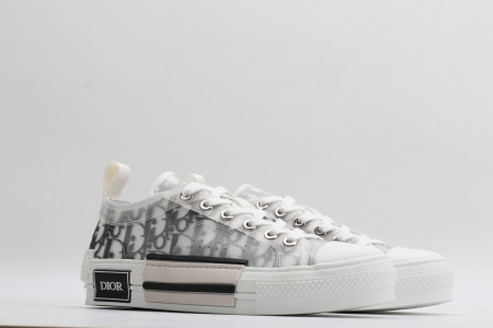 DR B23 Oblique Low Top Sneakers - Image 4
