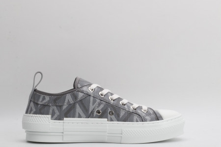 DR B23 Sneakers - Image 2