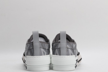 DR B23 Sneakers - Image 5