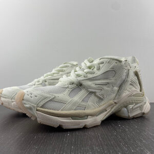 BLCG RUNNER SNEAKER 677403 W2RC8 2516