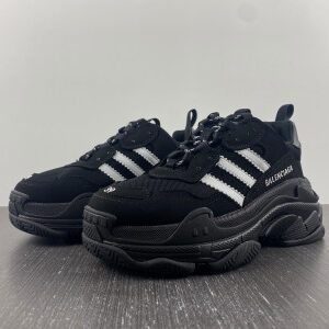 ADIDAS x BLCG TRIPLE S SNEAKER 712754 W2FW1 1004
