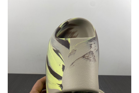 Adidas Yeezy Slide FZ5899 - Image 2