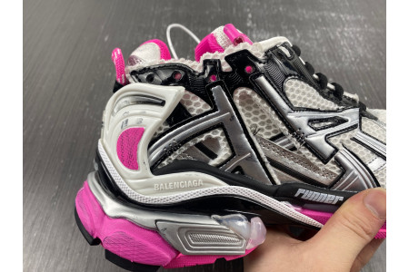 BLCG RUNNER SNEAKER 677402 W3RBW 9155 - Image 3