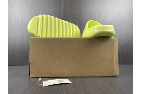 Adidas Yeezy Slide Green GX6138 - Image 4