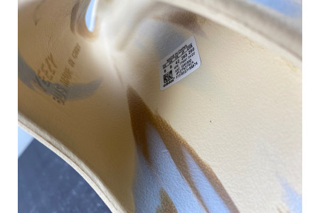 Adidas Yeezy Slide GW1932 - Image 5