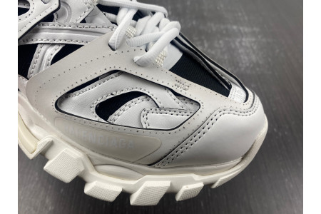 BLCG TRACK SNEAKER 736330 W3SKC 9010 - Image 5