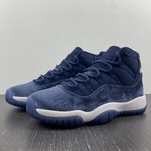 Air Jordan 11 Velvet WMNS Midnight Navy AR0715-441