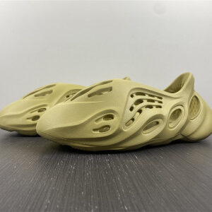 Adidas Yeezy Foam RNNR Sulfur GV6775