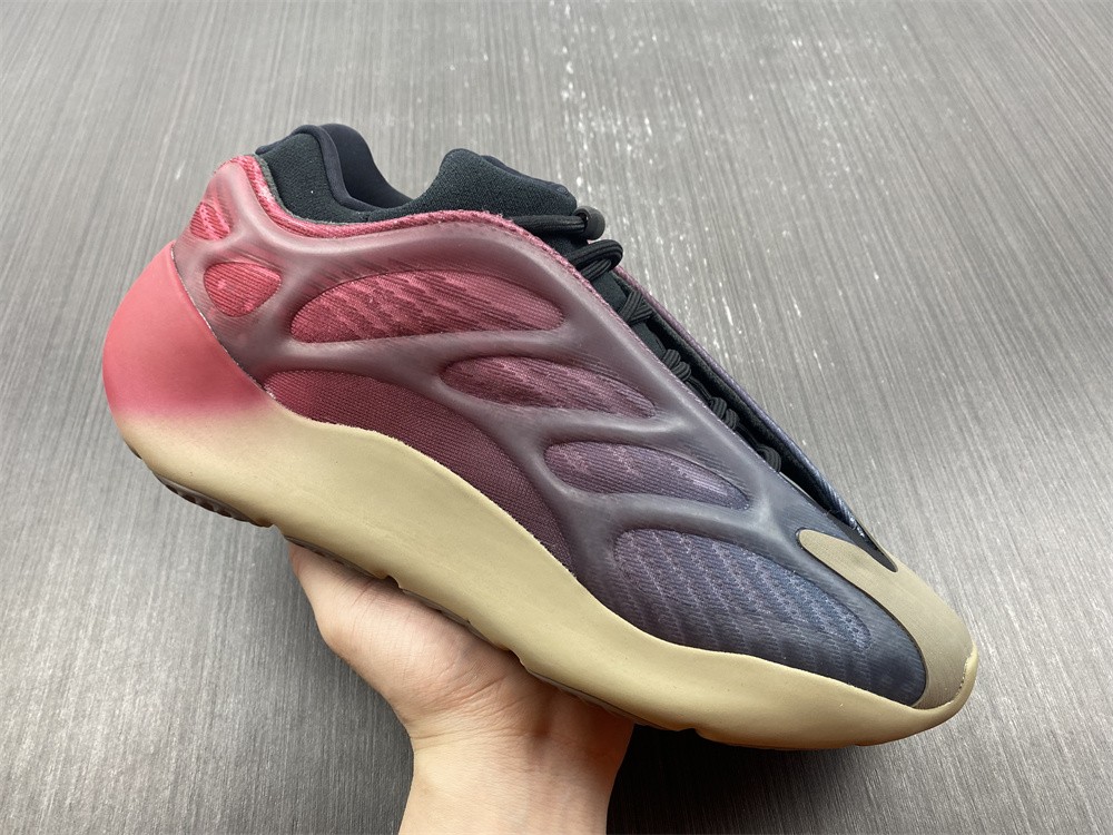 Adidas Yeezy 700 V3 Fade Carbon GW1814 - Image 11