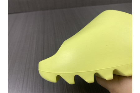 Adidas Yeezy Slide Green GX6138 - Image 9