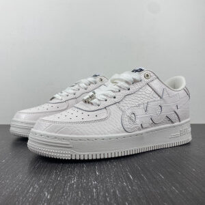B*PE SNEAKER