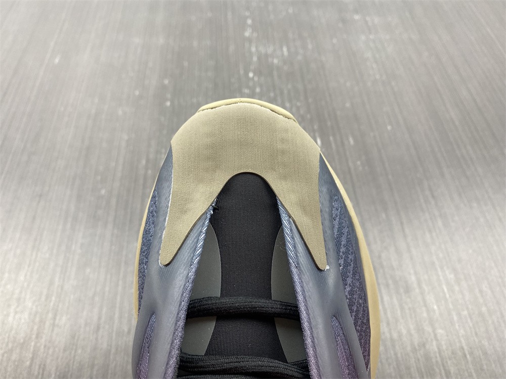 Adidas Yeezy 700 V3 Fade Carbon GW1814 - Image 8