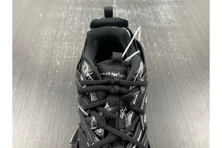 BLCG TRACK SNEAKER 542023 W3SR2 2315 - Image 12