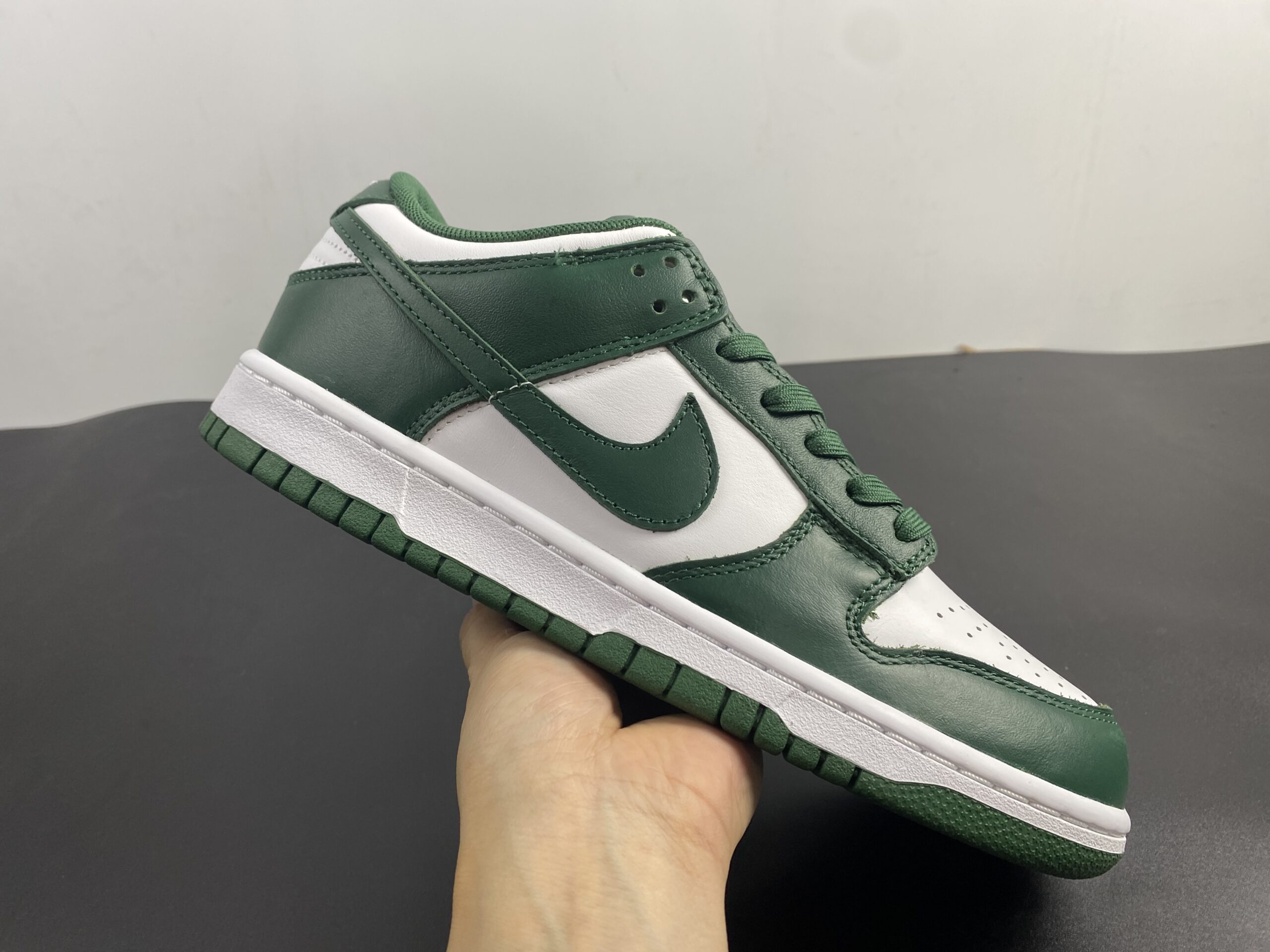 Nike Dunk Low Michigan State - Image 6