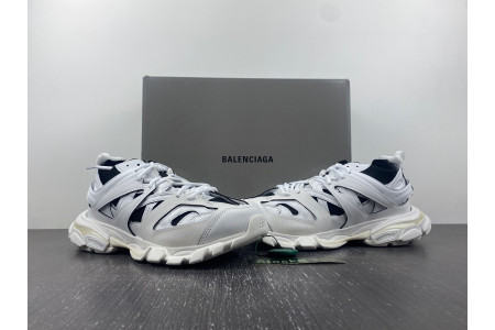 BLCG TRACK SNEAKER 736330 W3SKC 9010 - Image 13