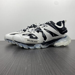 BLCG TRACK SNEAKER 647741 W3BZ2 9010