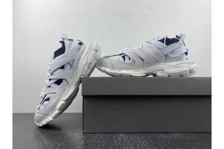 BLCG TRACK SNEAKER 736330 W3SKC 9010 - Image 15