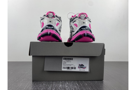 BLCG RUNNER SNEAKER 677402 W3RBW 9155 - Image 17