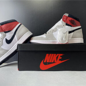 Air Jordan 1 High OG  Light Smoke Grey  555088-126
