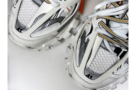 BLCG Track White Orange 542023 W1GB1 9059 - Image 10