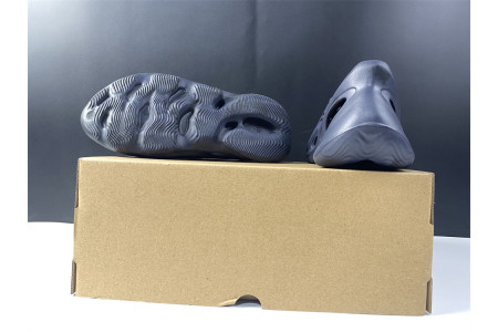 Adidas Yeezy Foam RNNR Mineral Blue GV7903 - Image 8