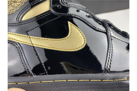 AIR JORDAN 1 RETRO HIGH BLACK METALLIC GOLD (2020) 555088-032 - Image 4