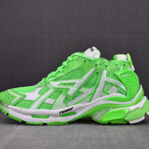 BLCG RUNNER SNEAKER 677403 W3RBM 3590