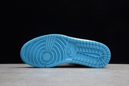 Air Jordan 1 Retro High OG 'UNC' 555088-117 - Image 3