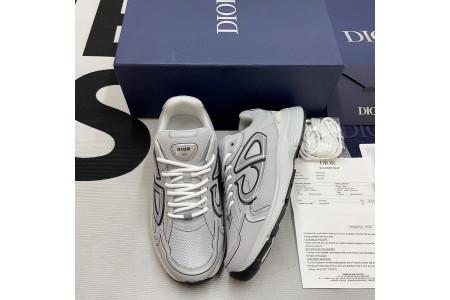 DR B30 Sneakers - Image 8