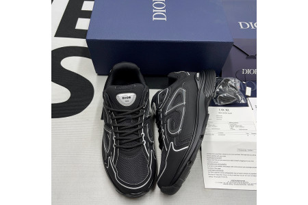 DR B30 Sneakers - Image 8