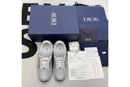 DR B30 Sneakers - Image 9