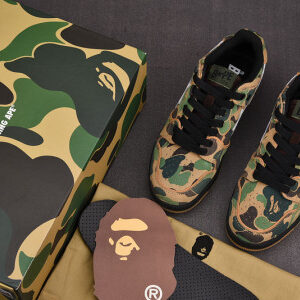 B*PE SNEAKER