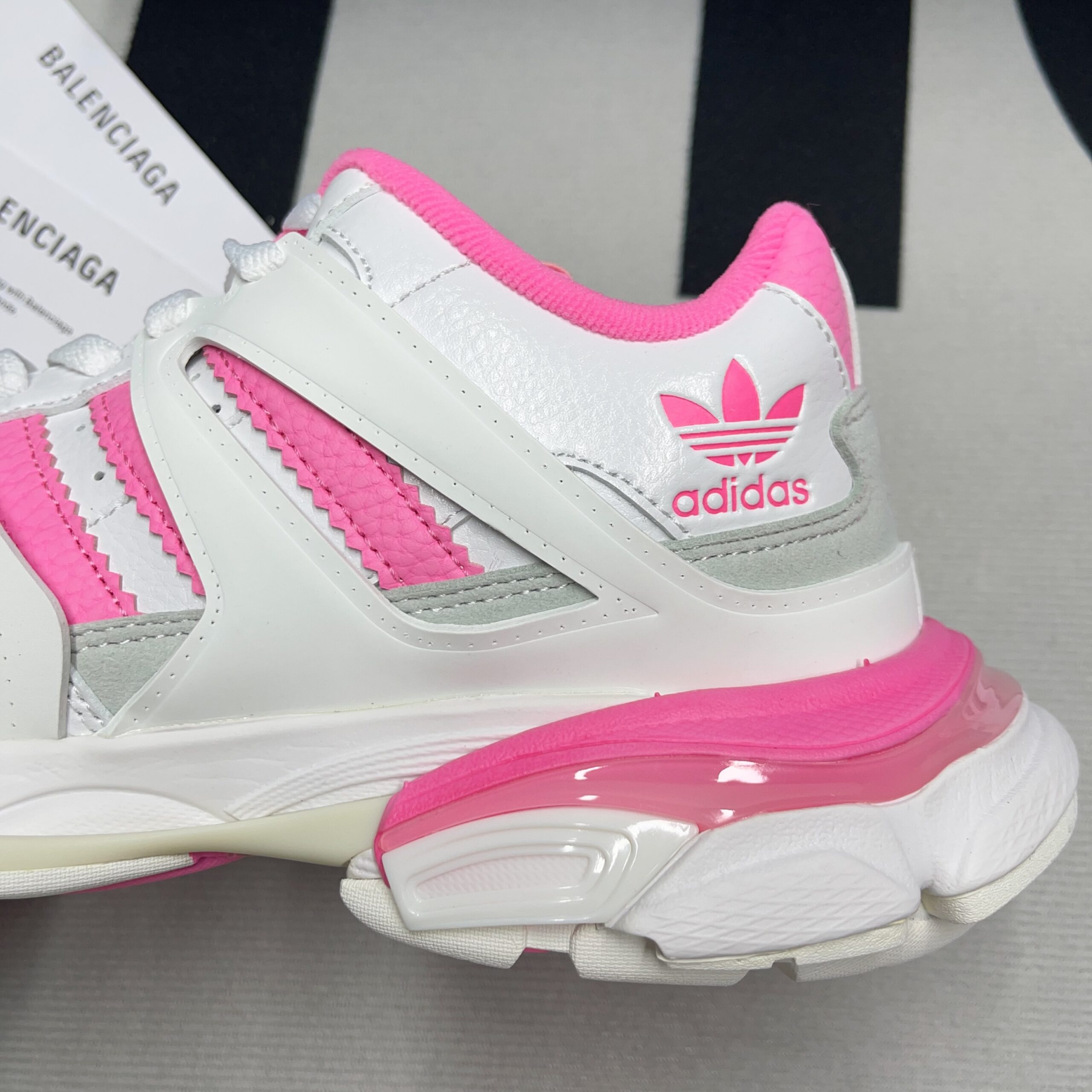 Balenciaga Track FORUM LOW TOP - Image 2