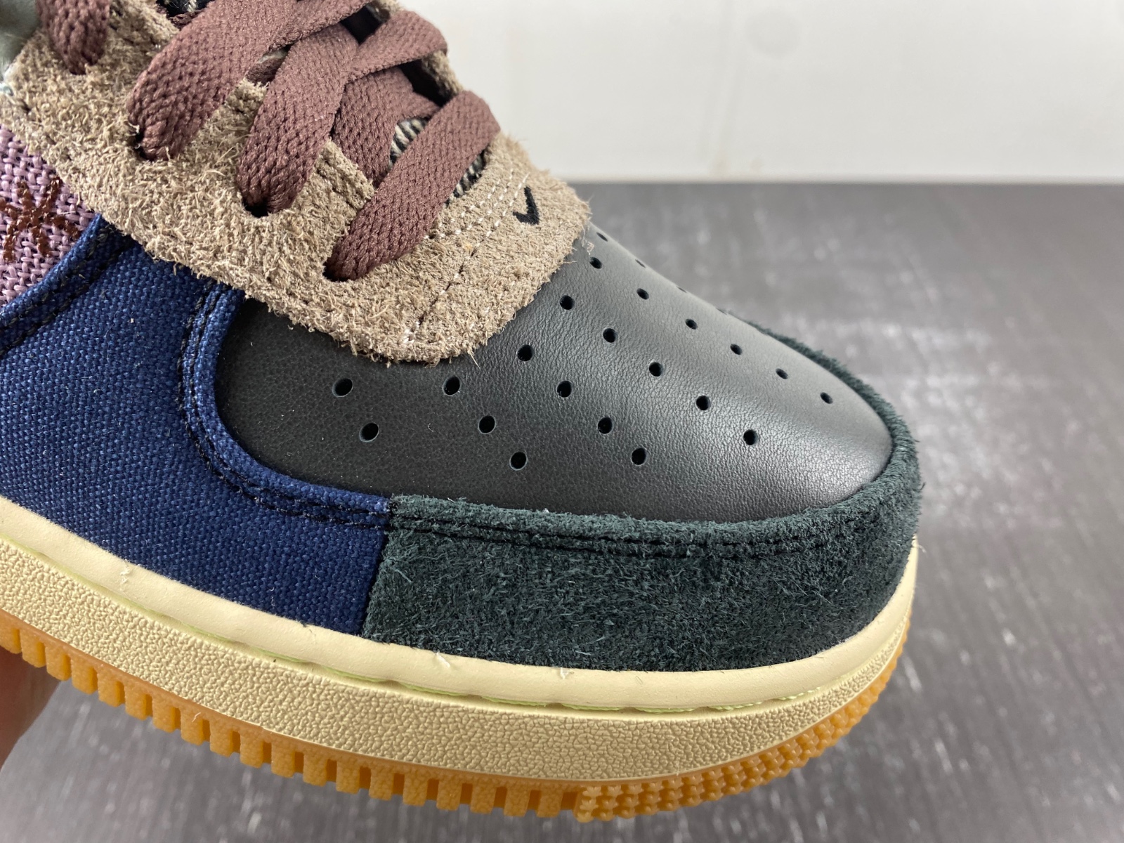 Nike Air Force 1 Low Travis Scott Cactus Jack - Image 5