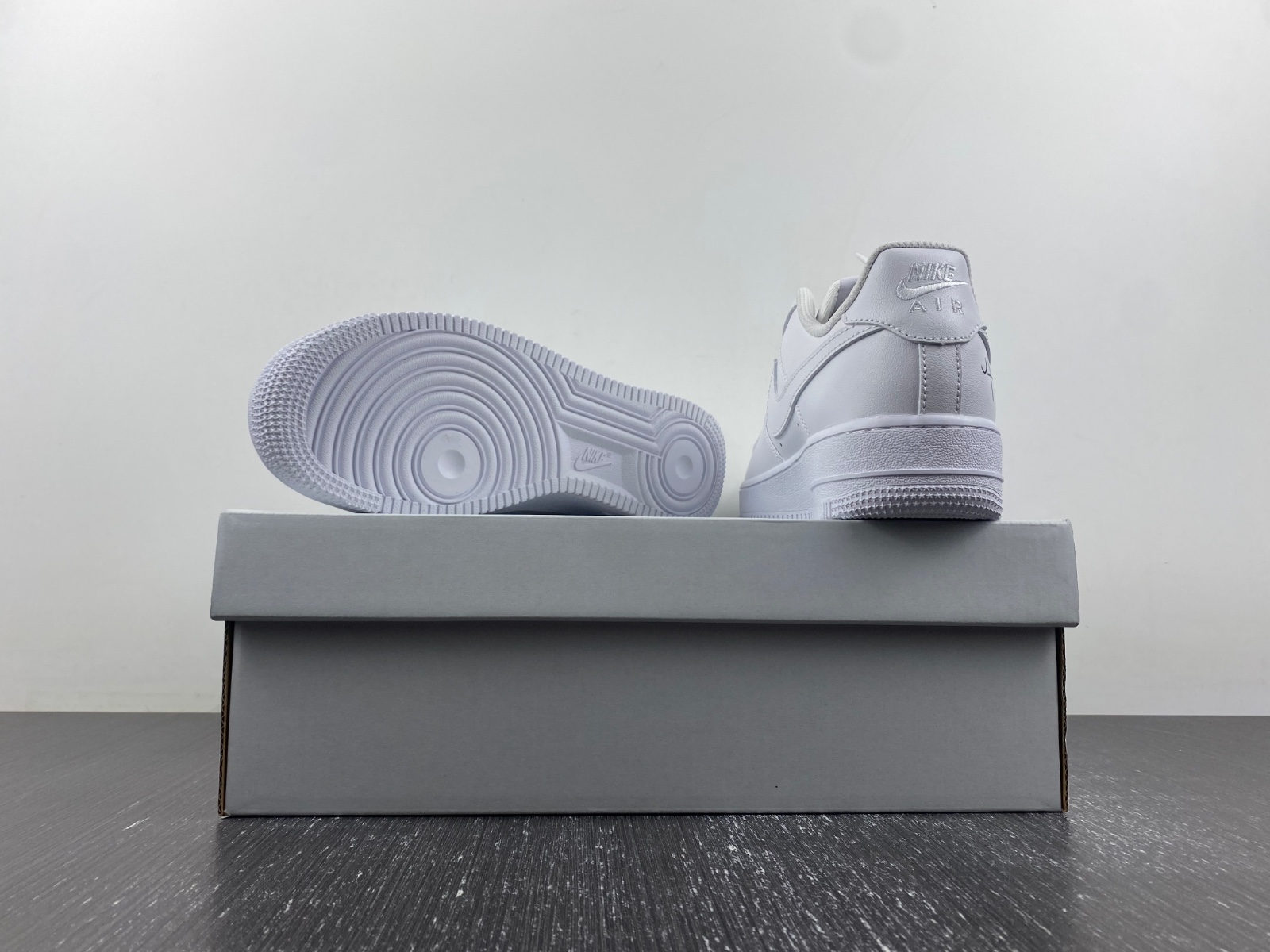 Nike Air Force 1 Low 07 White - Image 9