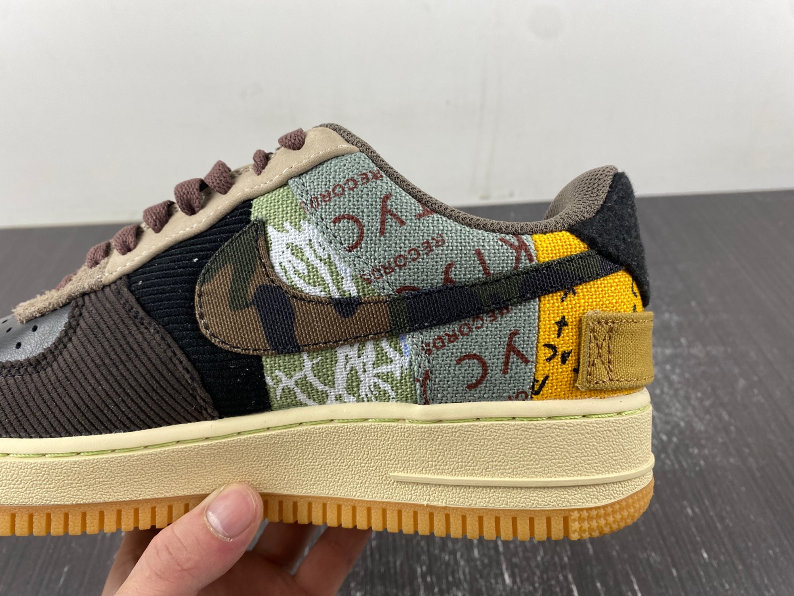 Nike Air Force 1 Low Travis Scott Cactus Jack - Image 12