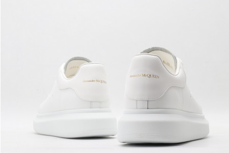 Alexander McQueen Oversized White - Image 4