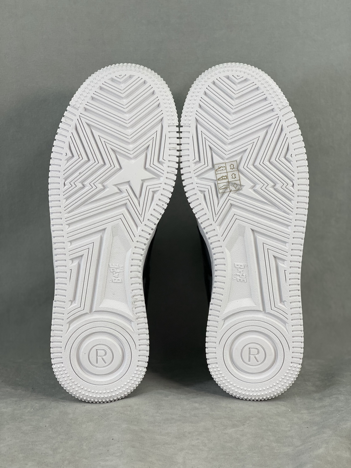 B*PE SNEAKER - Image 7