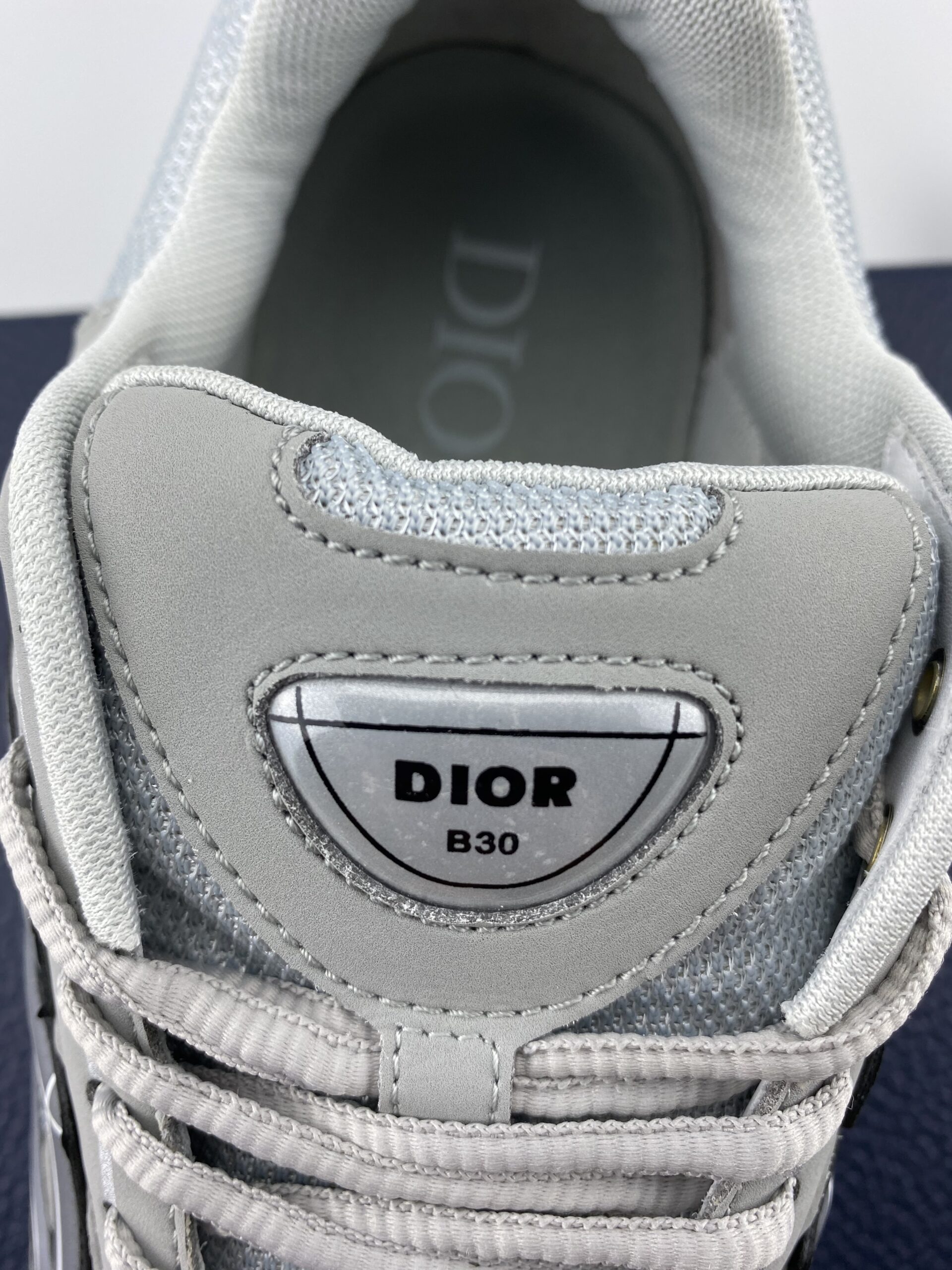 DR B30 Sneakers - Image 5