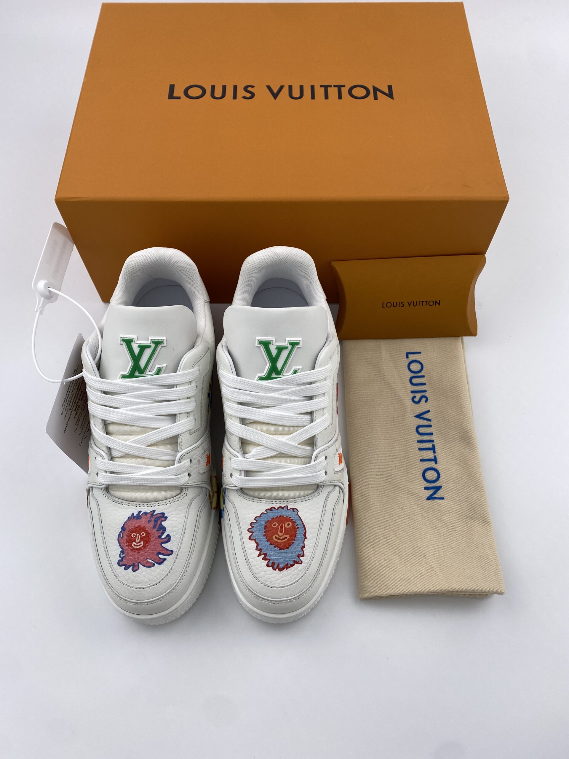 L** V* LV Yayoi Kusama Trainer White Print - Image 7