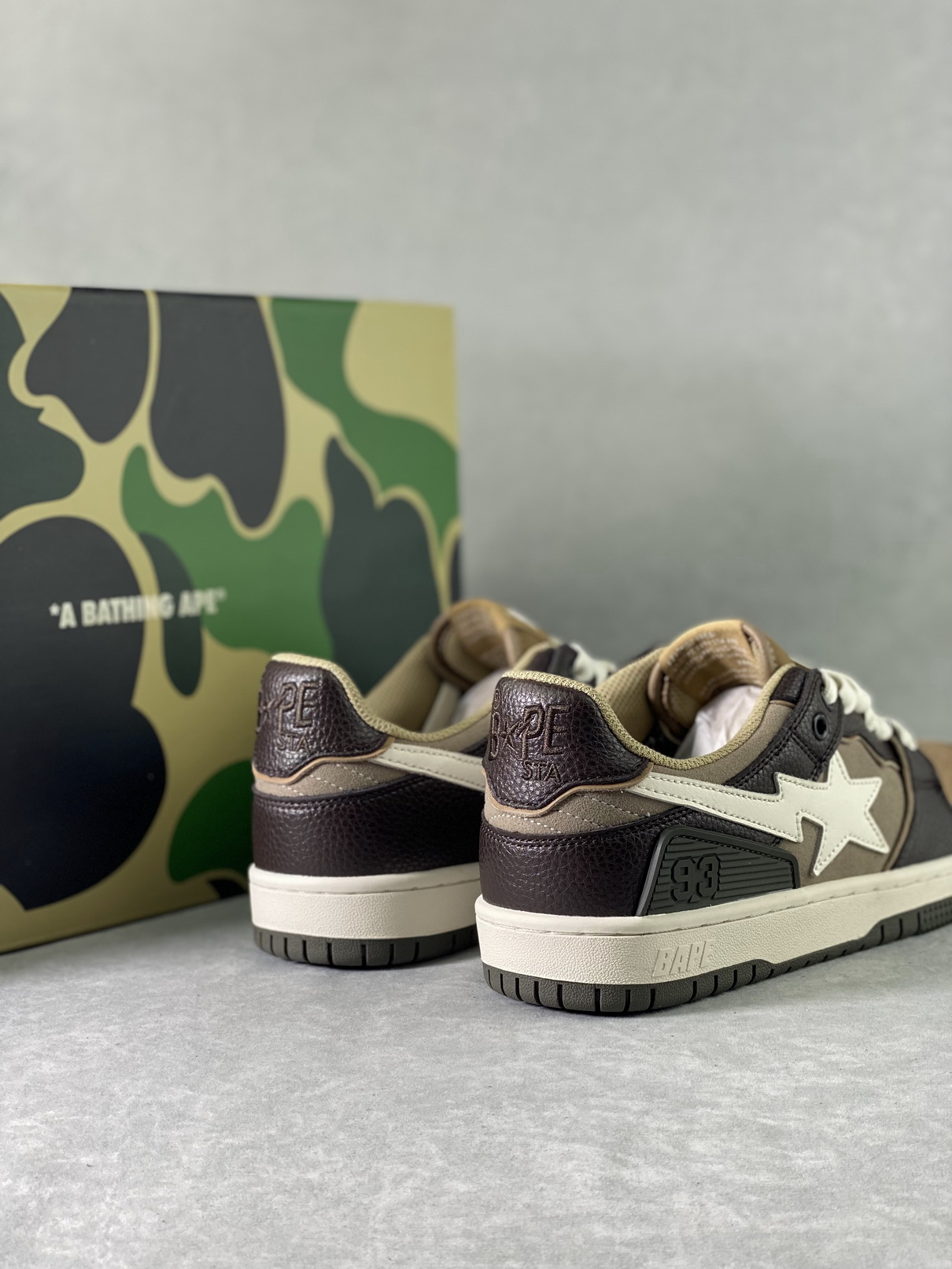B*PE SNEAKER - Image 9